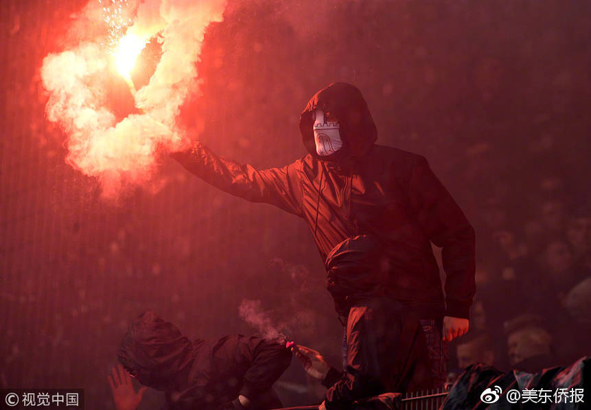 专家们希望舞剧《永乐未央》能够开创舞台美学的新范式。截图3