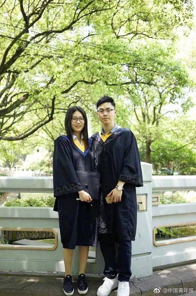 重庆潜江小南海湿地自然保护区的秋景非常美丽。截图0