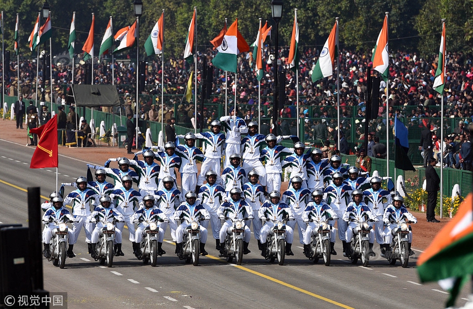 专家们希望舞剧《永乐未央》能够开创舞台美学的新范式。截图3