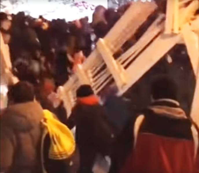 今年前三季度，澳门非博彩旅游消费达人民币582.5亿元。截图4