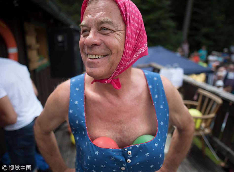 微视频：请选择你的战旗截图0