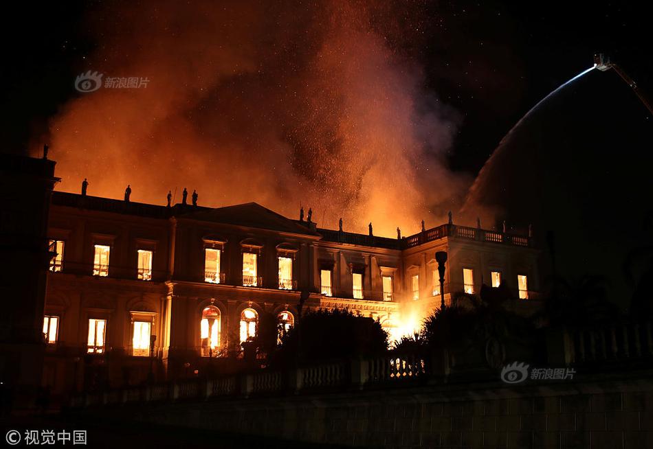 铁甲犁浪协同攻击截图1