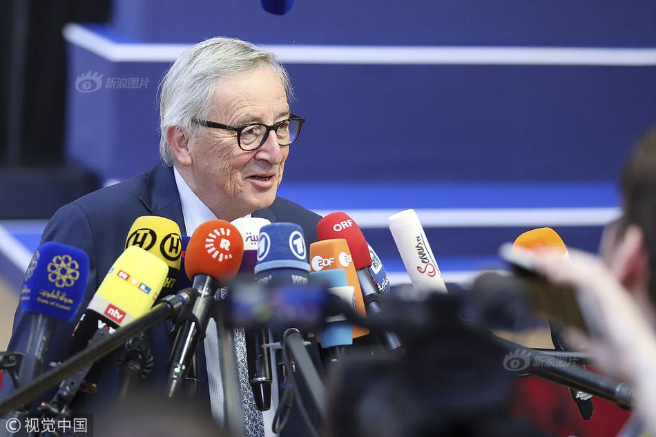 澳门特别行政区行政长官侯辉发表2026年施政报告截图0