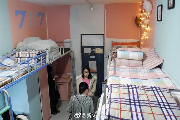 别人练级我修仙，苟到大乘再出山