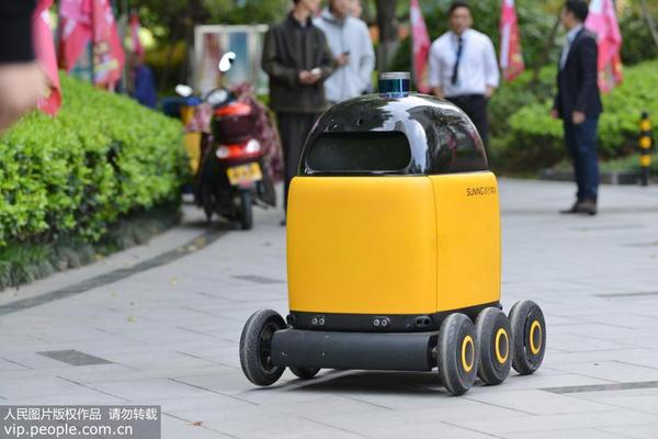 香港举办第十届“国家安全教育日”特别展览开幕式截图0