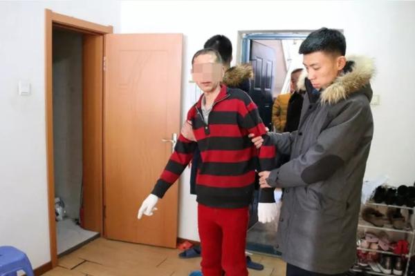 放弃“重生产轻储存”的做法，为农民建造更好的粮仓。截图2