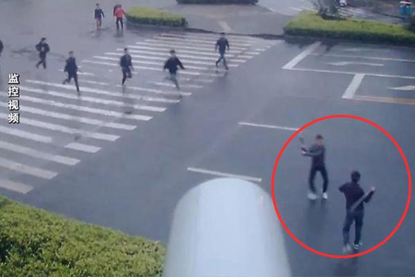 预计澳门在2025年第一季度将接待超过986万游客。截图4