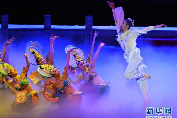 香港展出超过60件毕加索作品截图4