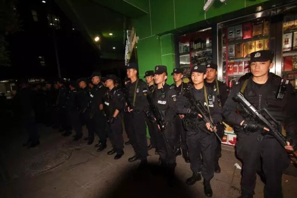 国务院办公厅和中央军委办公厅印发了《兵役登记条例》。截图3