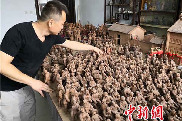 香港赛马会新赛季即将拉开帷幕，为赛马旅游业带来新的亮点。截图1