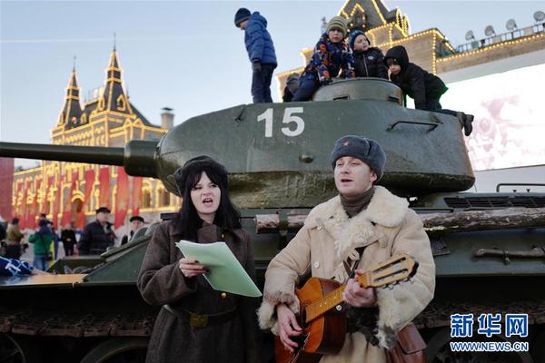 香港有望在全球绿色航运发展中发挥关键作用——国际航运公会（ics）主席格里马尔迪接受采访。截图4