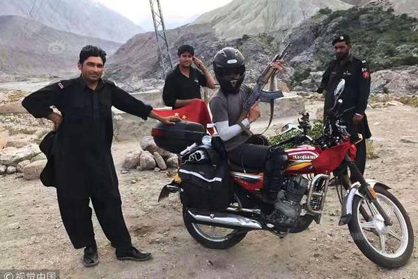 最高人民法院公布了家庭暴力典型案例：直接照护者实施的暴力管教应当认定为家庭暴力。截图0