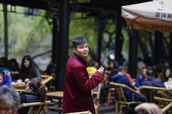 第三届澳门青年全国情况考察团在甘肃省兰州市启动。截图1