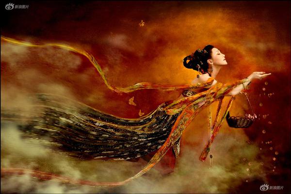 中国人民银行报告称，今年前十个月人民币贷款增加了14.97万亿元人民币。截图3