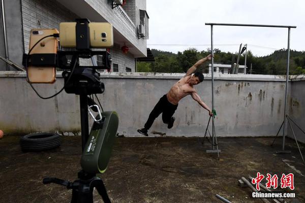 票号为 12306 的单笔交易可购买的最大票数已增加至 19 张。截图1