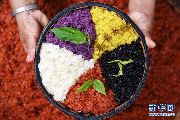 澳门社区举办了一场以抗日战争电影史为主题的展览。截图3