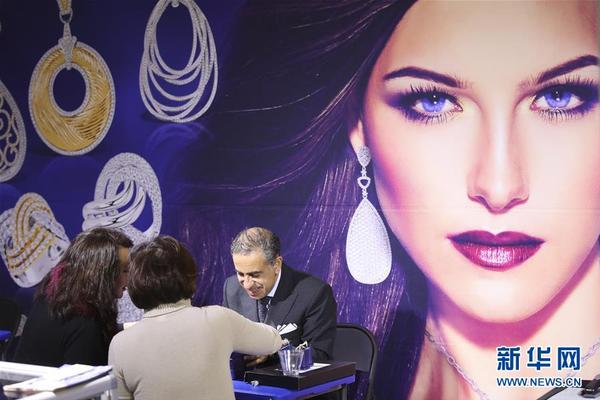 防城县英才学校重大火灾事故的责任人名单已经公布，其中包括副县长、县委书记、县长和市教育局局长。截图1