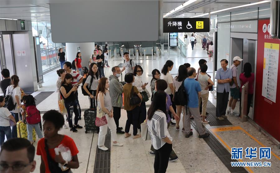 公安部门公布了10个打击网络谣言的典型案例。截图2