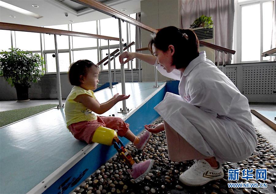 跟小哑巴离婚后，顾总跪地求复合