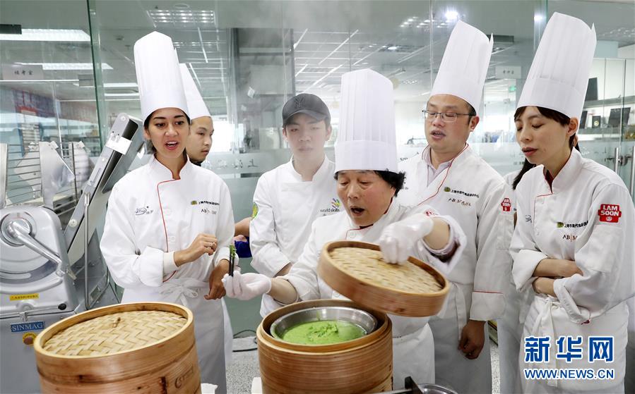 每个孩子每年可获得 18,000 帕塔卡的津贴。截图2